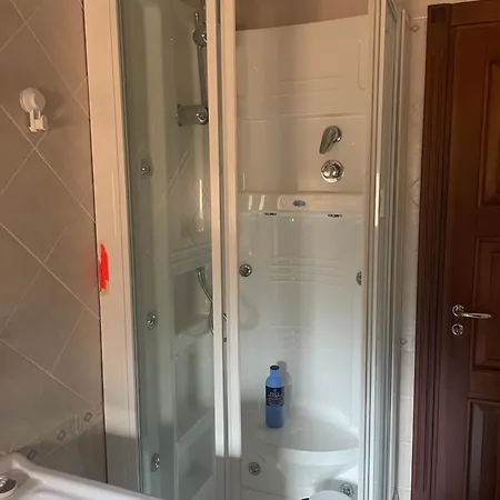 בית הארחה A Casa Di Luca 3*